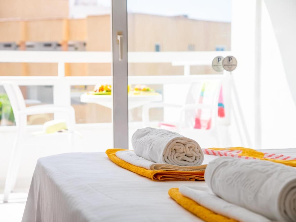302 Modern, Light, Comfortable Studio With Swimming Pool Playa de las Americas  Exterior photo
